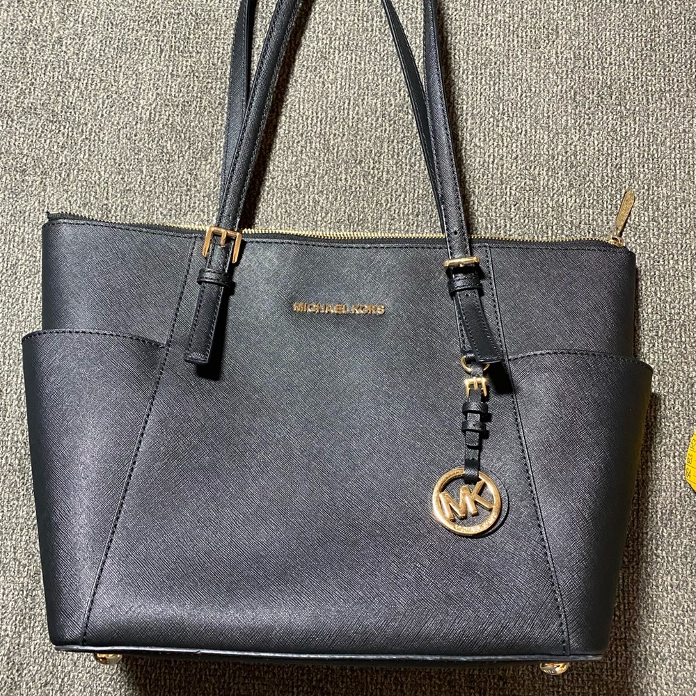 Michael Kors purse and wallet set